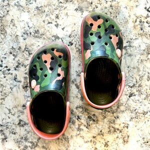 Kids Crocs , Camo, Size C 10